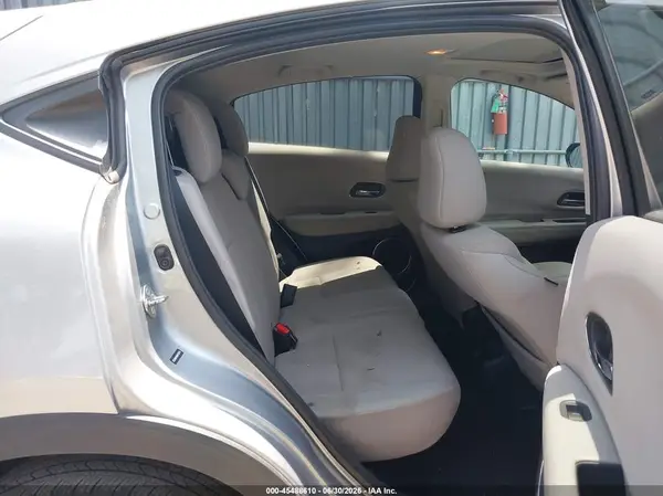 3CZRU6H50HM730315 2017 HONDA HR-V - Image 8