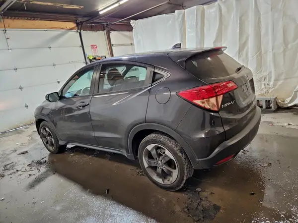 3CZRU6H50JG706438 2018 HONDA HR-V - Image 2