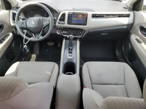 3CZRU6H50JG711140 2018 HONDA HR-V - Image 8