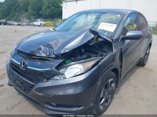 3CZRU6H50JG721151 2018 HONDA HR-V - Image 2