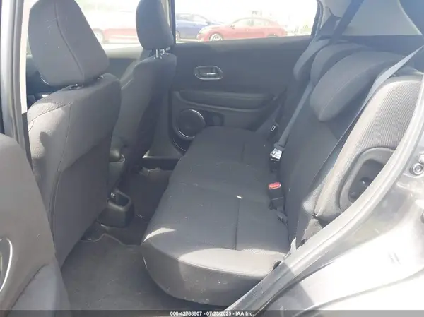 3CZRU6H50JG721151 2018 HONDA HR-V - Image 8