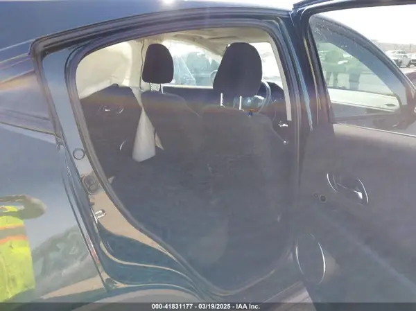 3CZRU6H50JG724941 2018 HONDA HR-V - Image 8