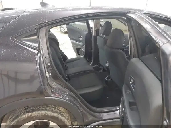 3CZRU6H50JG726639 2018 HONDA HR-V - Image 8