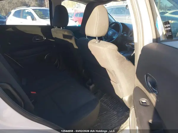 3CZRU6H50JM109226 2018 HONDA HR-V - Image 8