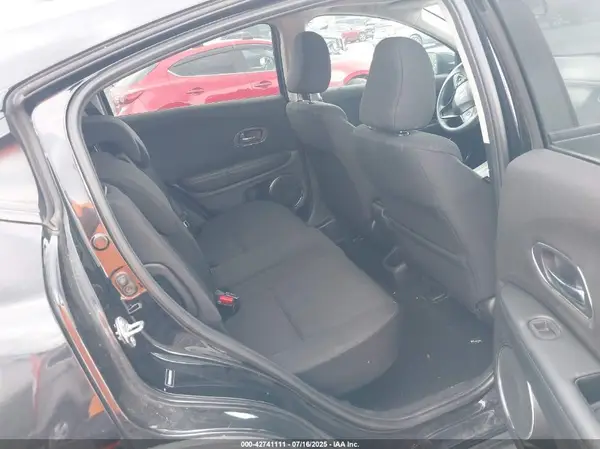 3CZRU6H50JM707283 2018 HONDA HR-V - Image 8