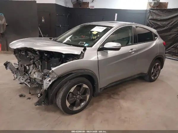 3CZRU6H50JM711852 2018 HONDA HR-V - Image 2