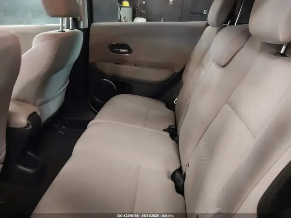 3CZRU6H50JM711852 2018 HONDA HR-V - Image 8
