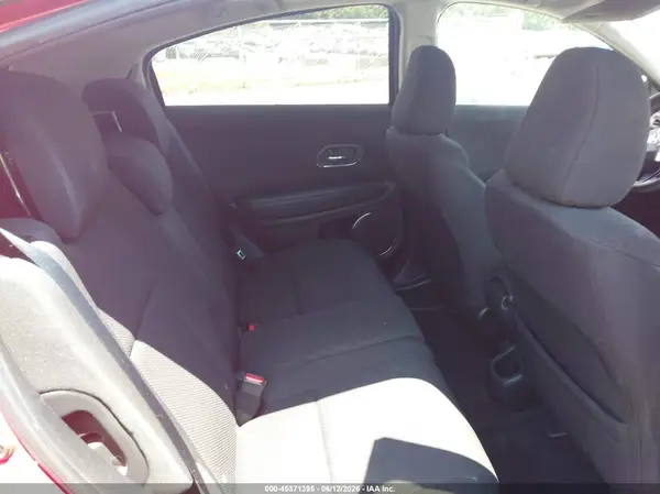 3CZRU6H50JM715433 2018 HONDA HR-V - Image 8