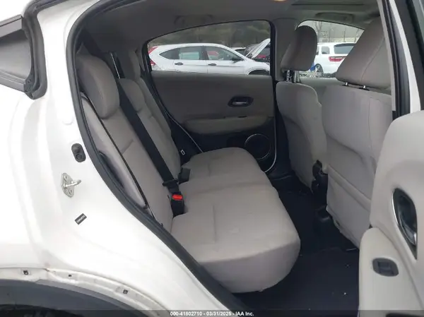 3CZRU6H50JM723533 2018 HONDA HR-V - Image 8