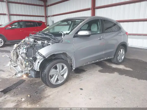 3CZRU6H50KM702408 2019 HONDA HR-V - Image 2