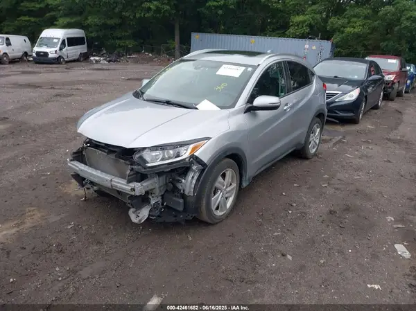 3CZRU6H50KM725915 2019 HONDA HR-V - Image 2