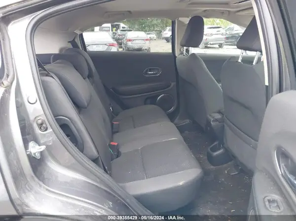 3CZRU6H50MM728025 2021 HONDA HR-V - Image 8
