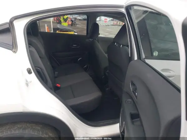 3CZRU6H50NM760930 2022 HONDA HR-V - Image 8