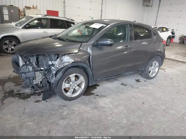 3CZRU6H51GM716440 2016 HONDA HR-V - Image 2
