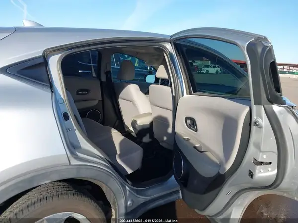 3CZRU6H51GM716986 2016 HONDA HR-V - Image 8