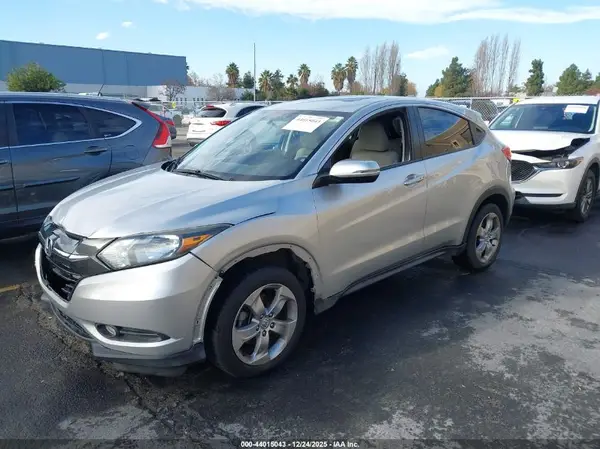 3CZRU6H51GM717023 2016 HONDA HR-V - Image 2