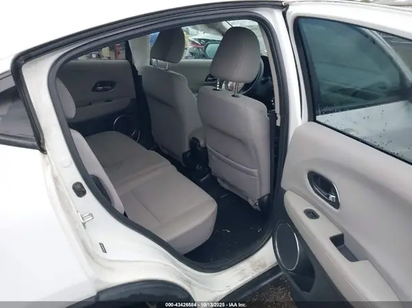 3CZRU6H51GM726224 2016 HONDA HR-V - Image 8