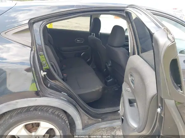 3CZRU6H51GM726515 2016 HONDA HR-V - Image 8