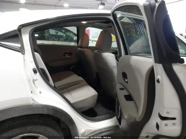3CZRU6H51GM728412 2016 HONDA HR-V - Image 8