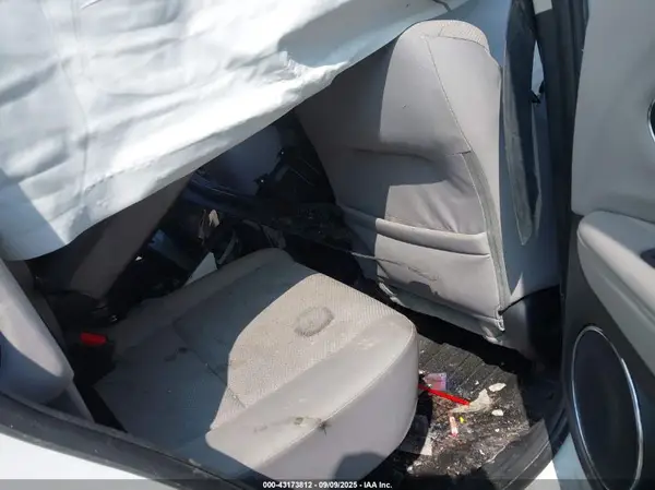 3CZRU6H51GM733027 2016 HONDA HR-V - Image 8