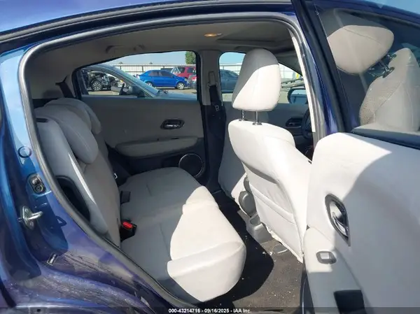 3CZRU6H51GM737093 2016 HONDA HR-V - Image 8