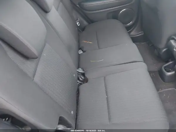3CZRU6H51GM757005 2016 HONDA HR-V - Image 8