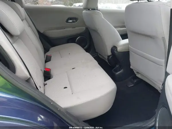 3CZRU6H51GM760082 2016 HONDA HR-V - Image 8