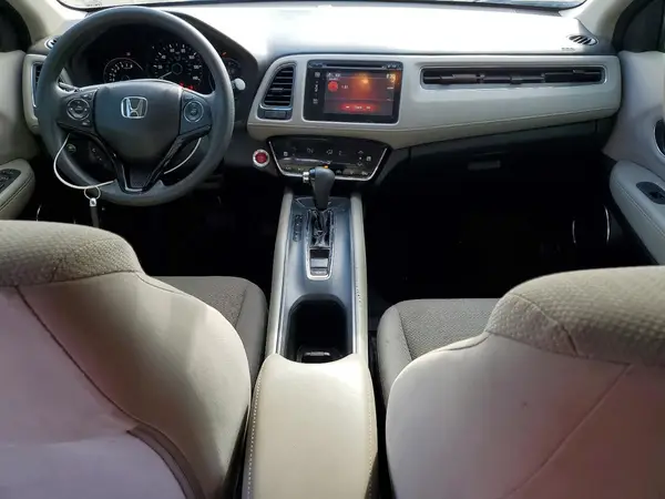 3CZRU6H51GM768697 2016 HONDA HR-V - Image 8