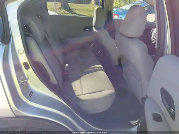 3CZRU6H51GM769879 2016 HONDA HR-V - Image 8