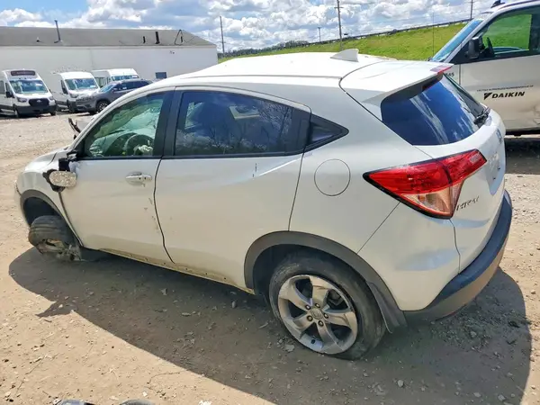 3CZRU6H51GM769929 2018 HONDA HR-V - Image 2