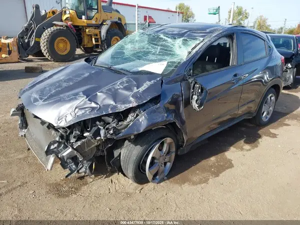 3CZRU6H51HG703350 2017 HONDA HR-V - Image 2