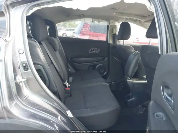 3CZRU6H51HG703350 2017 HONDA HR-V - Image 8