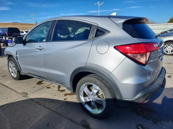 3CZRU6H51HG703672 2017 HONDA HR-V - Image 2