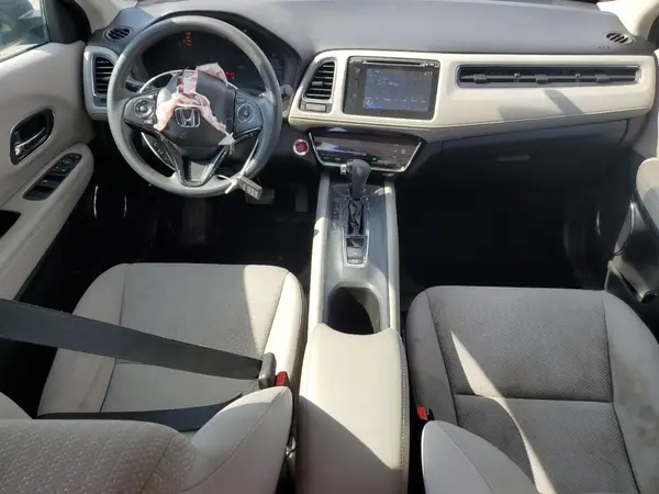 3CZRU6H51HM712552 2017 HONDA HR-V - Image 8