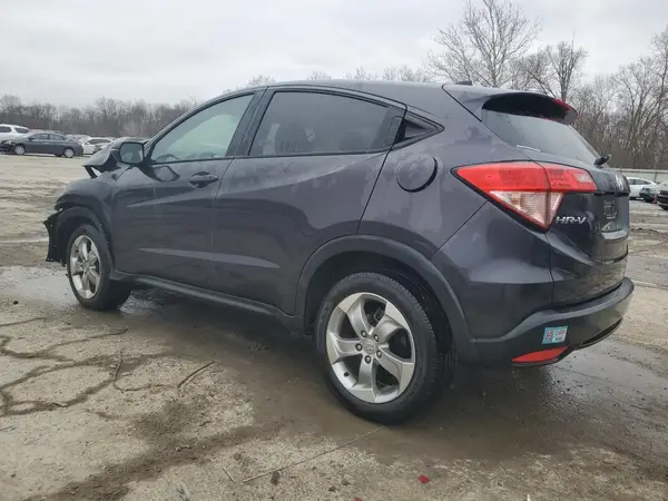 3CZRU6H51HM714771 2017 HONDA HR-V - Image 2