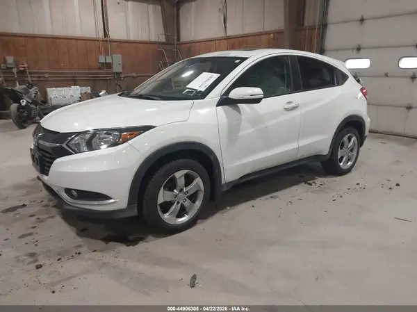 3CZRU6H51HM719713 2017 HONDA HR-V - Image 2