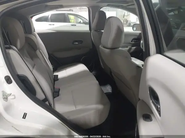 3CZRU6H51HM719713 2017 HONDA HR-V - Image 8
