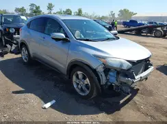 3CZRU6H51HM723535 2017 HONDA HR-V