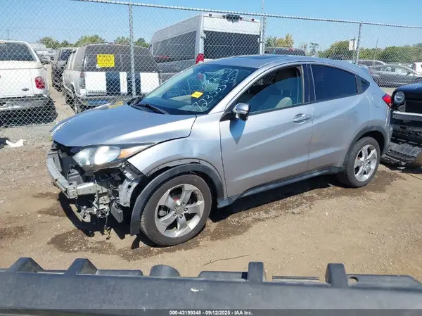 3CZRU6H51HM723535 2017 HONDA HR-V - Image 2