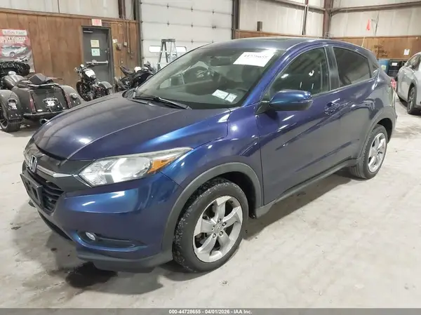 3CZRU6H51HM728573 2017 HONDA HR-V - Image 2