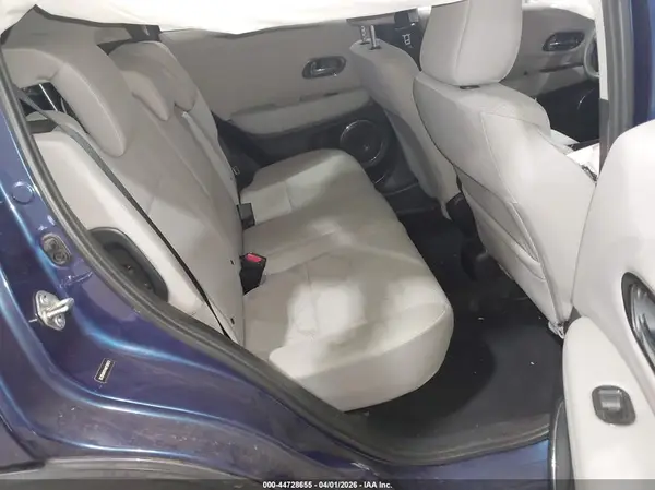 3CZRU6H51HM728573 2017 HONDA HR-V - Image 8
