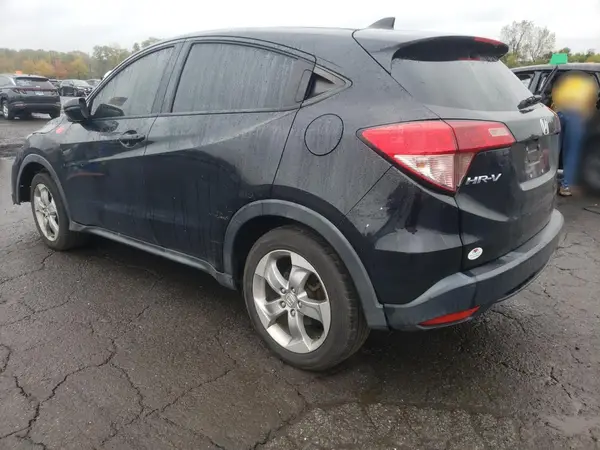3CZRU6H51HM731425 2017 HONDA HR-V - Image 2