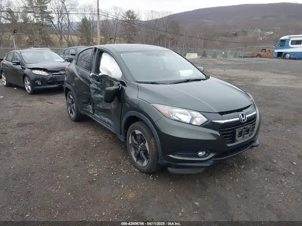 3CZRU6H51JG703662 2018 HONDA HR-V - Image 1