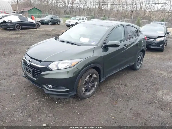 3CZRU6H51JG703662 2018 HONDA HR-V - Image 2