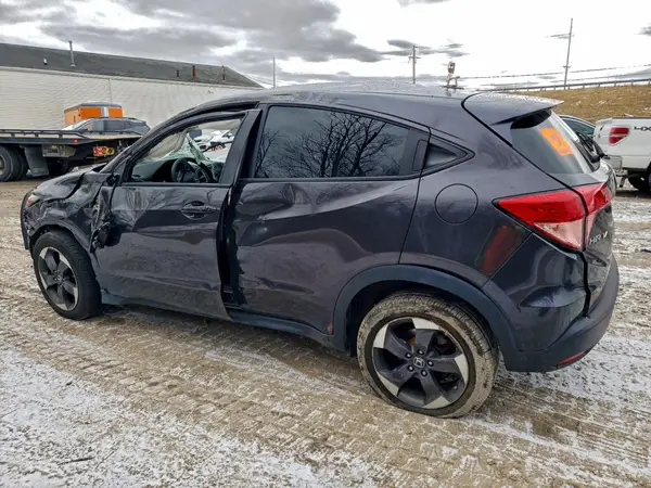 3CZRU6H51JG708375 2018 HONDA HR-V - Image 2