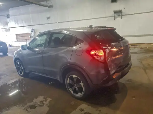 3CZRU6H51JG709591 2018 HONDA HR-V - Image 2