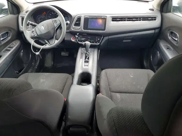 3CZRU6H51JG721143 2018 HONDA HR-V - Image 8