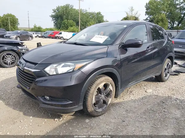 3CZRU6H51JG725256 2018 HONDA HR-V - Image 2