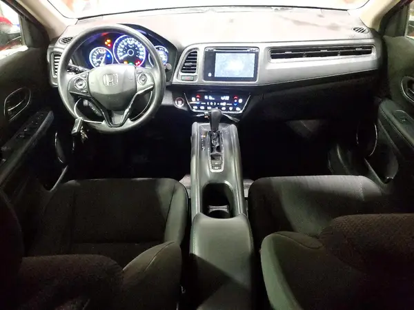 3CZRU6H51JM105170 2018 HONDA HR-V - Image 8