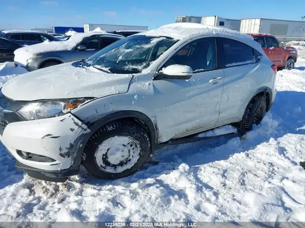 3CZRU6H51JM106237 2018 HONDA HR-V - Image 2
